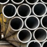 Brakuje miejsca na stal? Zobacz szybkie sposoby na przechowywanie elementów metalowych